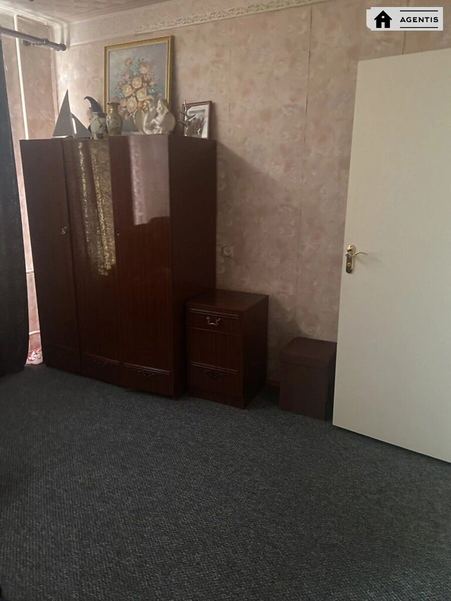 Apartment for rent. 2 rooms, 65 m², 3rd floor/16 floors. 11, Oleksandra Myshuhy vul., Kyiv. 