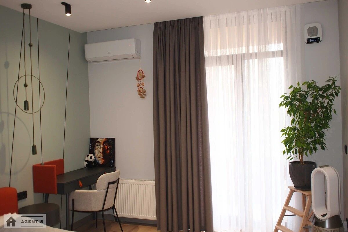 Apartment for rent. 2 rooms, 69 m², 6th floor/17 floors. 67, Beresteyskyy prosp. Peremohy, Kyiv. 