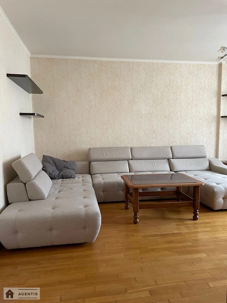 Apartment for rent. 3 rooms, 105 m², 7th floor/15 floors. 126, Valeriya Lobanovskoho prosp. Chervonozoryanyy, Kyiv. 