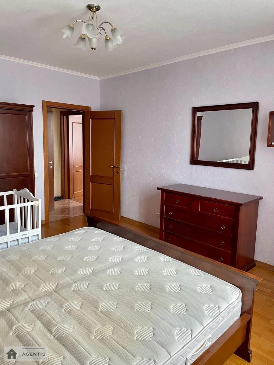 Apartment for rent. 3 rooms, 105 m², 7th floor/15 floors. 126, Valeriya Lobanovskoho prosp. Chervonozoryanyy, Kyiv. 