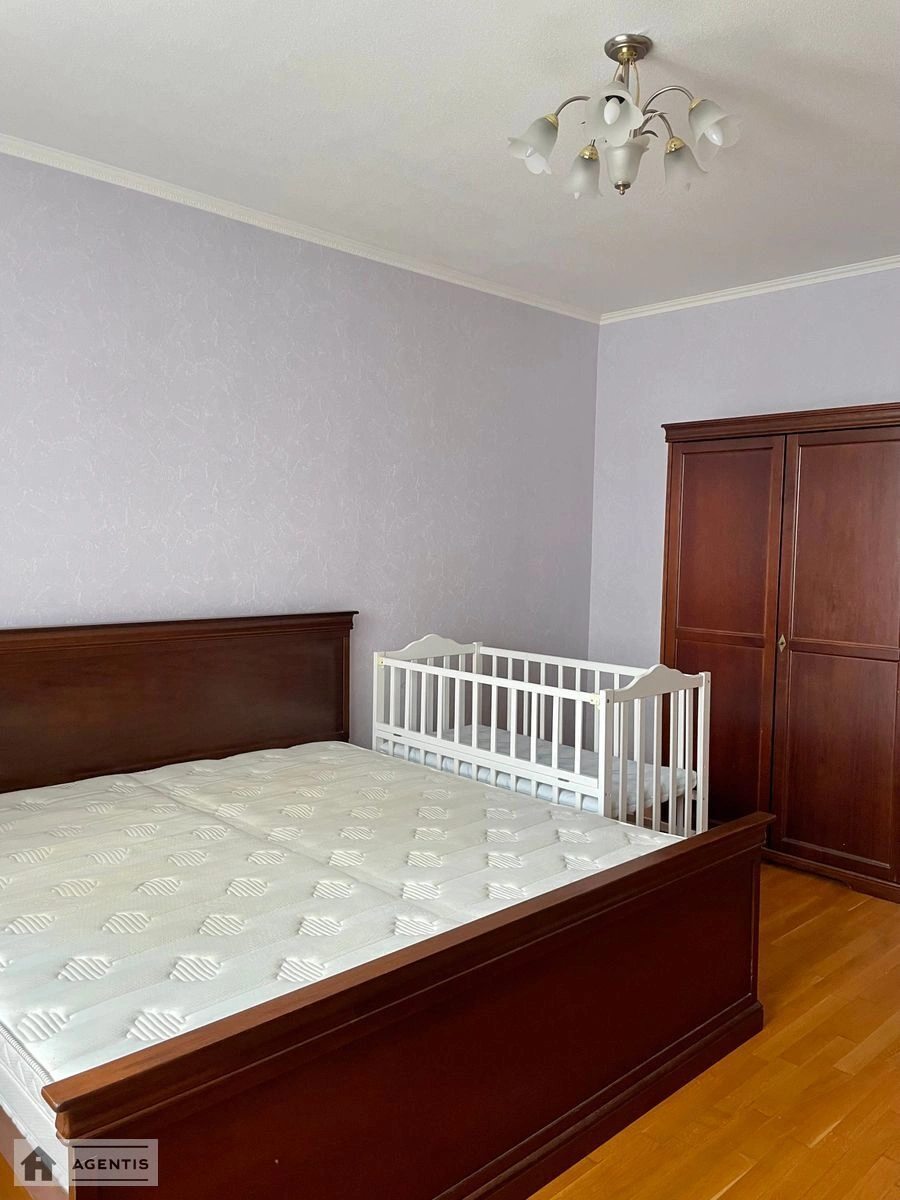 Apartment for rent. 3 rooms, 105 m², 7th floor/15 floors. 126, Valeriya Lobanovskoho prosp. Chervonozoryanyy, Kyiv. 