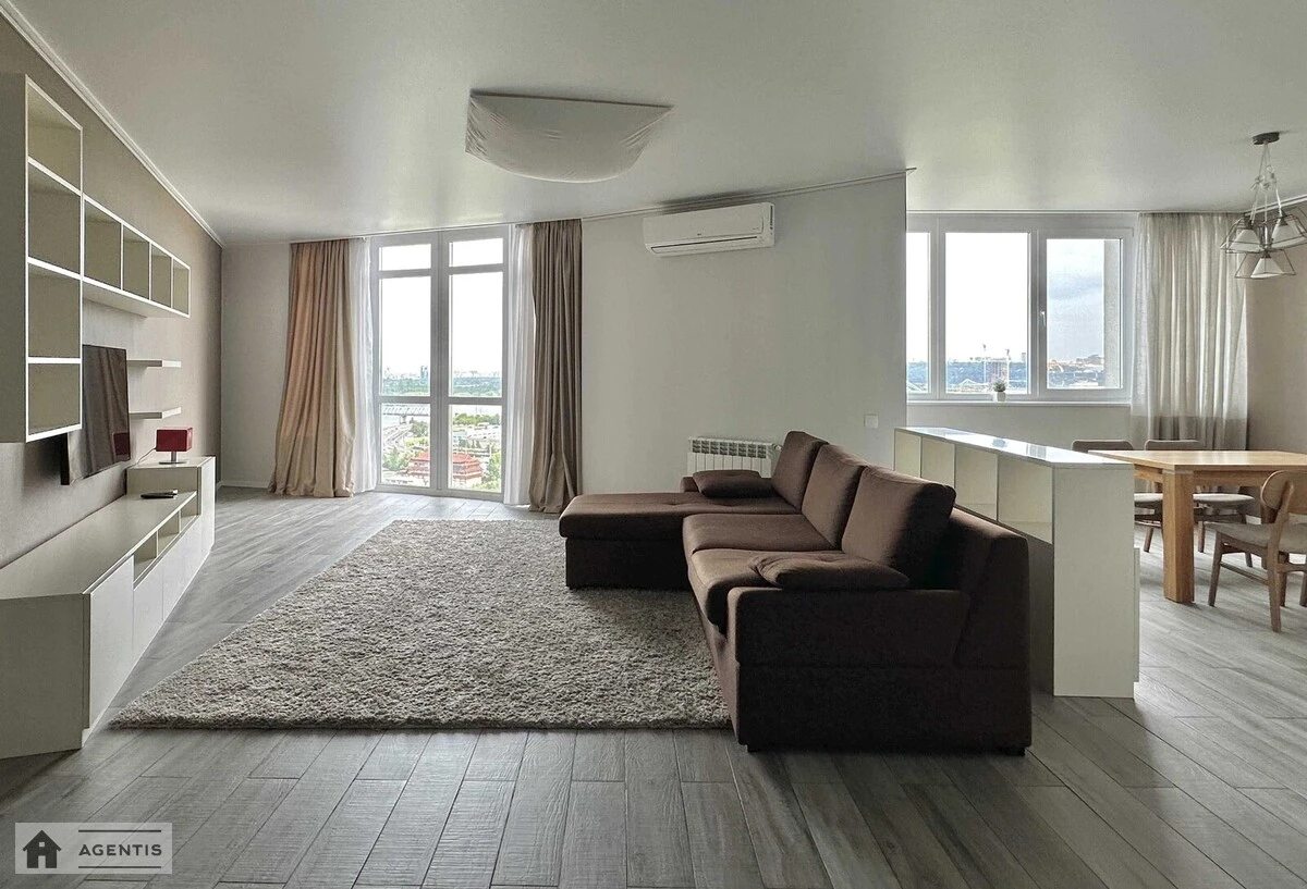 Apartment for rent. 3 rooms, 117 m², 18 floor/21 floors. 2, Volodymyra Ivasyuka prosp. Heroyiv Stalinhrada, Kyiv. 