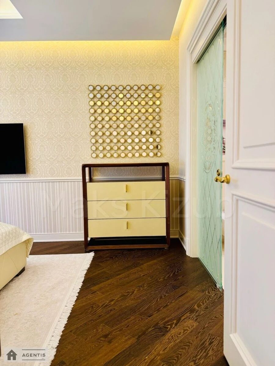 Apartment for rent. 3 rooms, 100 m², 7th floor/23 floors. Glybochytcka, Kyiv. 