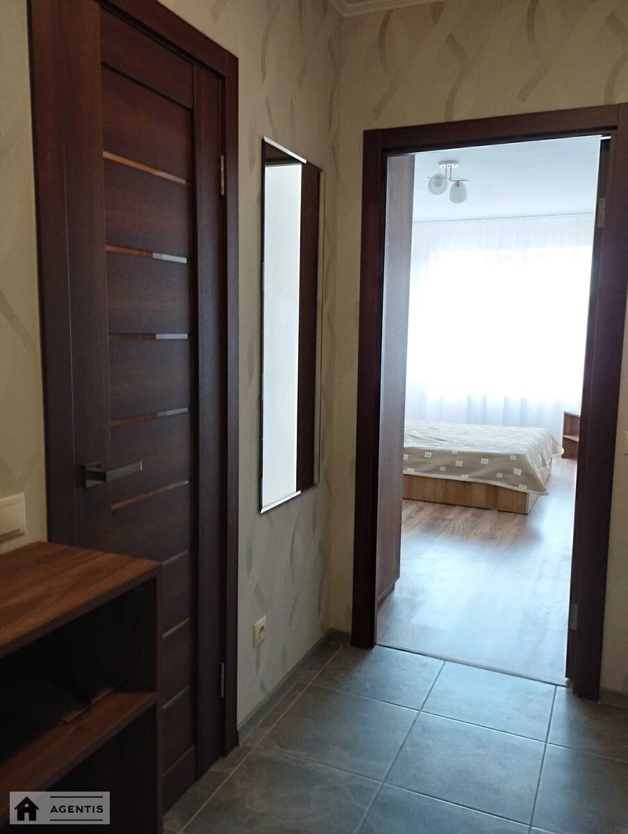 Apartment for rent. 1 room, 42 m², 6th floor/26 floors. 3, Lisova , Novoselky. 