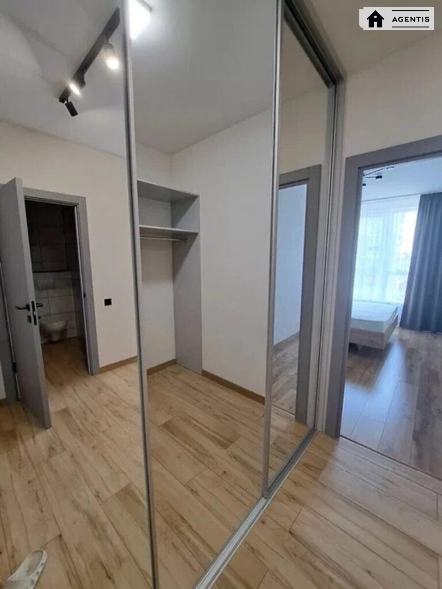 Apartment for rent. 1 room, 46 m², 19 floor/25 floors. 40, Revutckogo 40, Kyiv. 