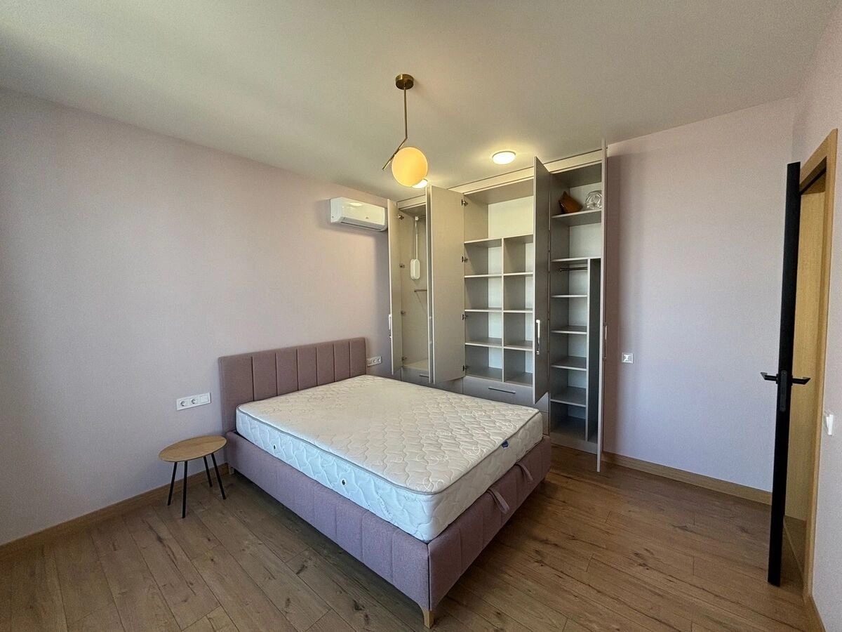 Apartment for rent. 1 room, 41 m², 18 floor/24 floors. 38, Mytropolyta Vasylya Lypkivskoho vul. Urytskoho, Kyiv. 
