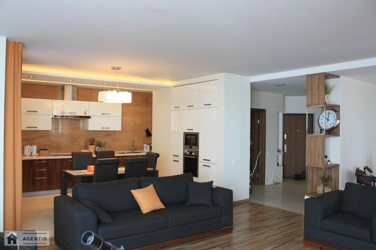 Apartment for rent. 4 rooms, 190 m², 24 floor/26 floors. 33, Osinnya 33, Kyiv. 