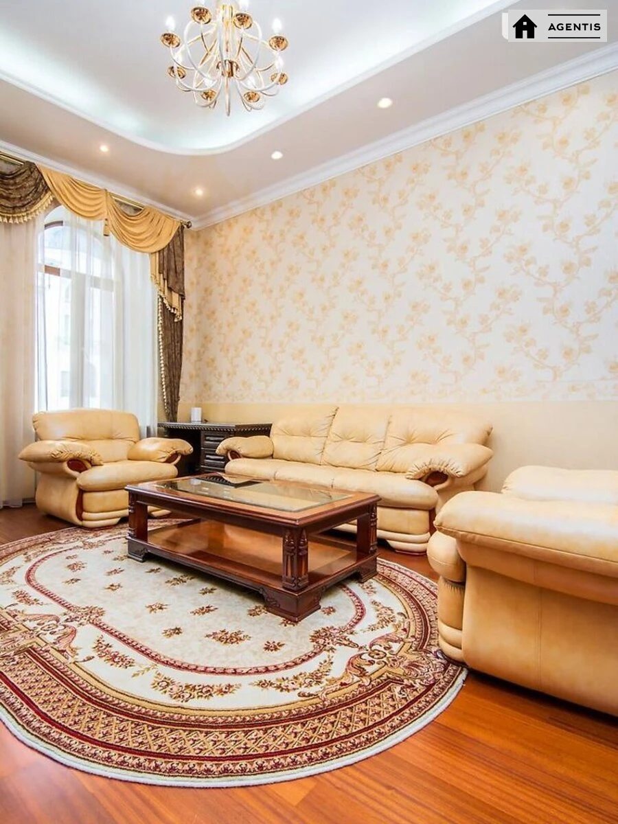 Сдам квартиру. 2 rooms, 68 m², 4th floor/4 floors. 43, Саксаганского 43, Киев. 