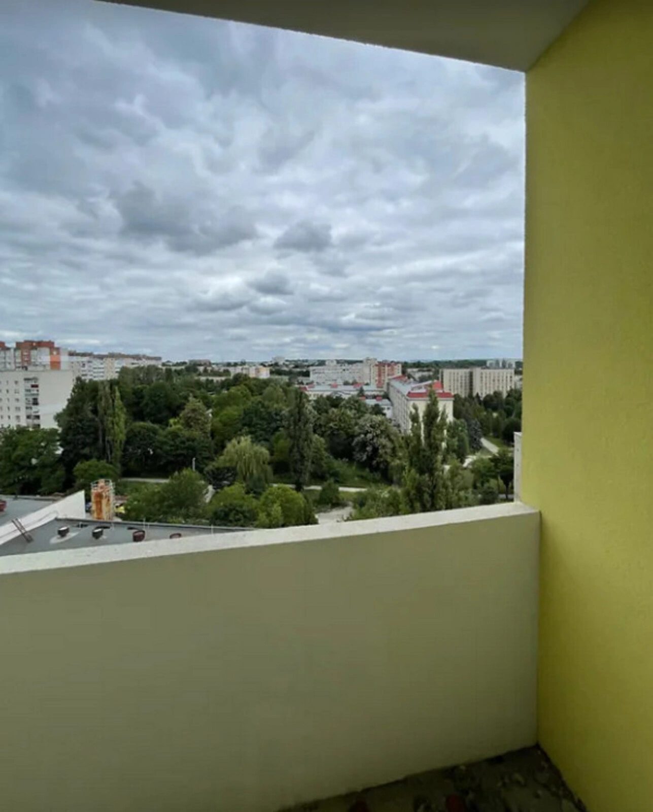 Apartments for sale. 3 rooms, 92 m², 8th floor/11 floors. Druzhba, Ternopil. 