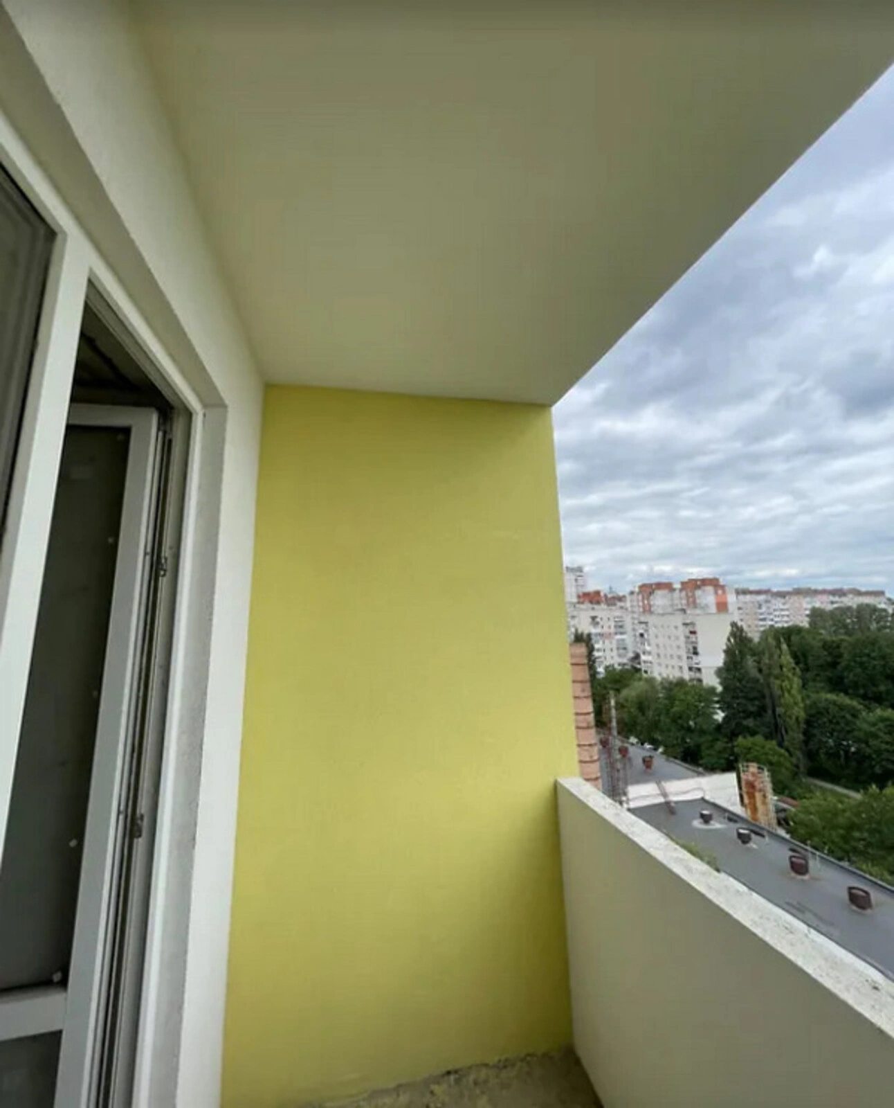 Apartments for sale. 3 rooms, 92 m², 8th floor/11 floors. Druzhba, Ternopil. 