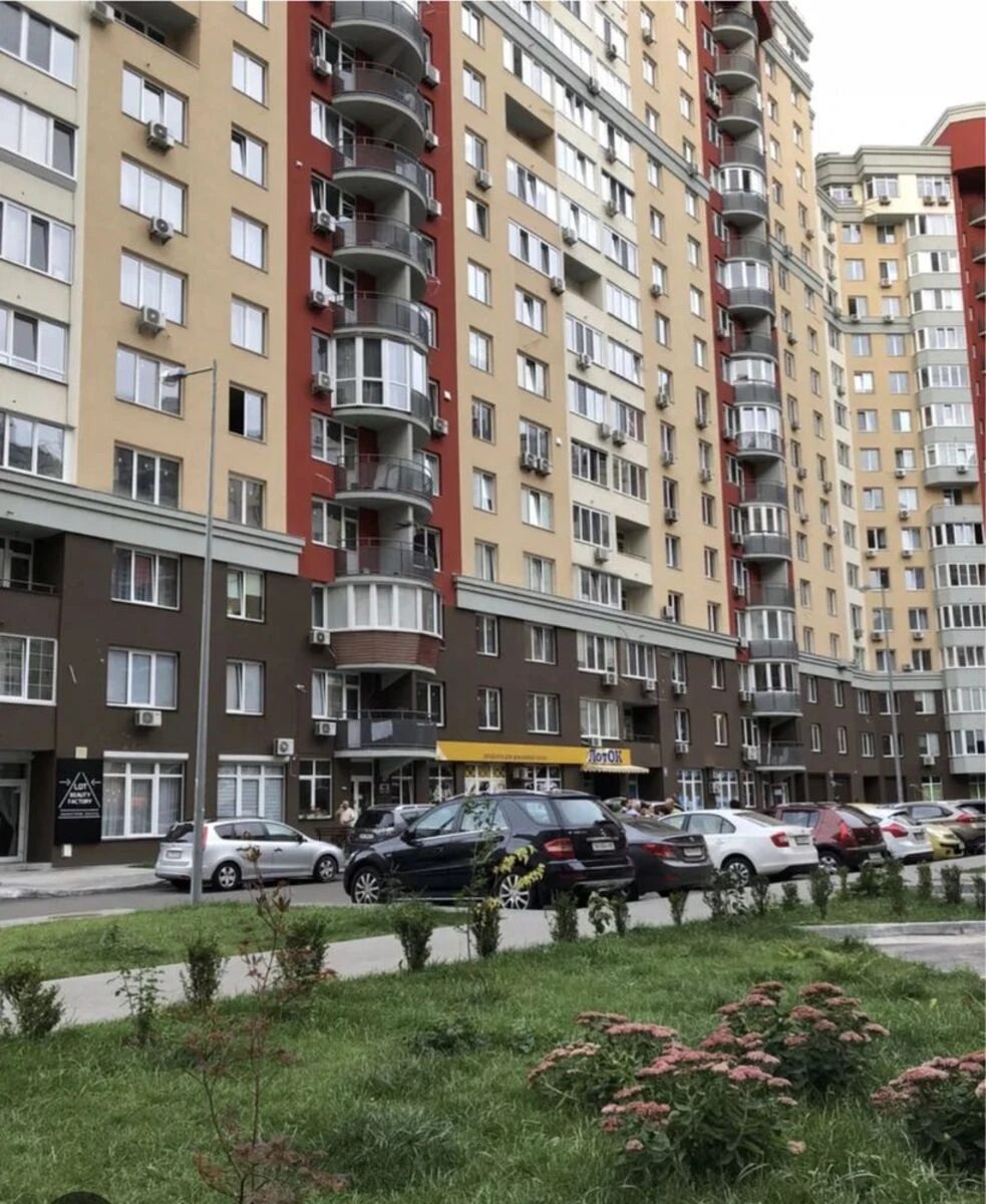 Apartments for sale. 1 room, 45 m², 13 floor/16 floors. 50, Yuliyi Zdanovskoyi vul. Mykhayla Lomonosova, Kyiv. 