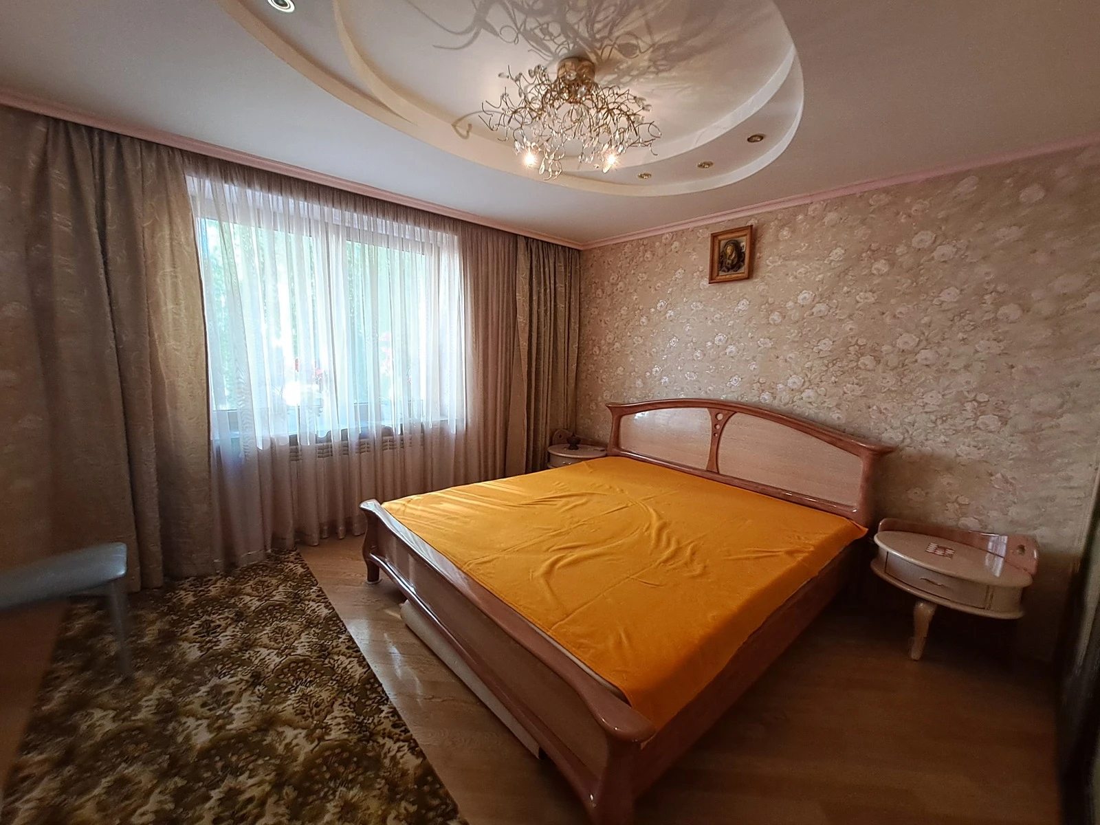 Apartments for sale. 3 rooms, 85 m², 2nd floor/5 floors. 6, Dovzhenka O. vul., Ternopil. 