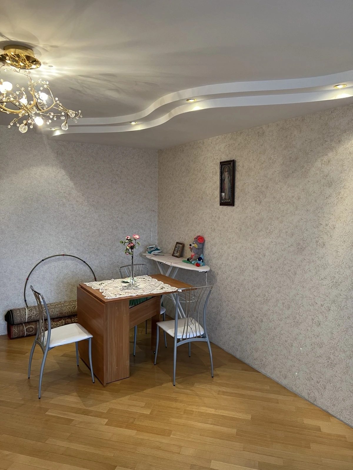 Apartments for sale. 3 rooms, 85 m², 2nd floor/5 floors. 6, Dovzhenka O. vul., Ternopil. 