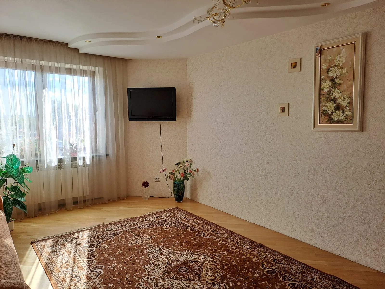 Apartments for sale. 3 rooms, 85 m², 2nd floor/5 floors. 6, Dovzhenka O. vul., Ternopil. 