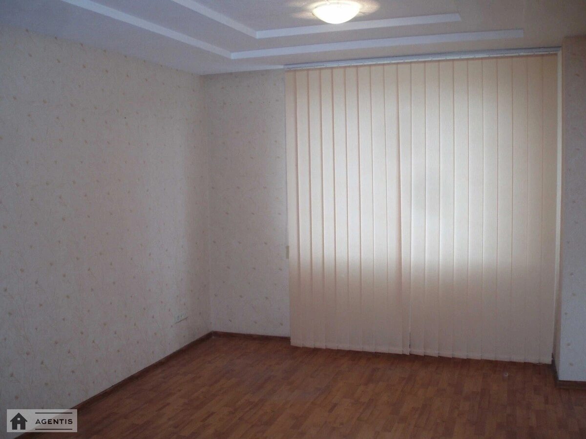 Apartment for rent. 4 rooms, 120 m², 9th floor/9 floors. Rayisy Okipnoyi vul., Kyiv. 