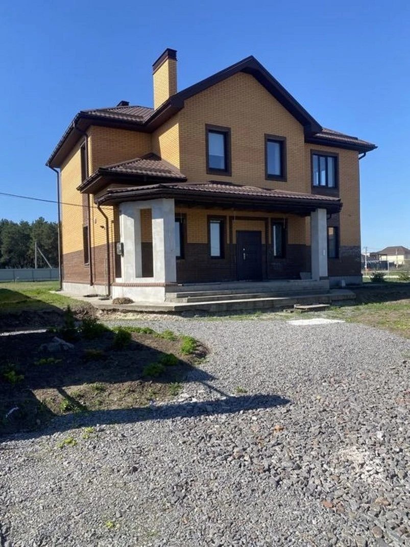 House for sale 5 rooms, 200 m², 2 floors. Horishni Plavni. 