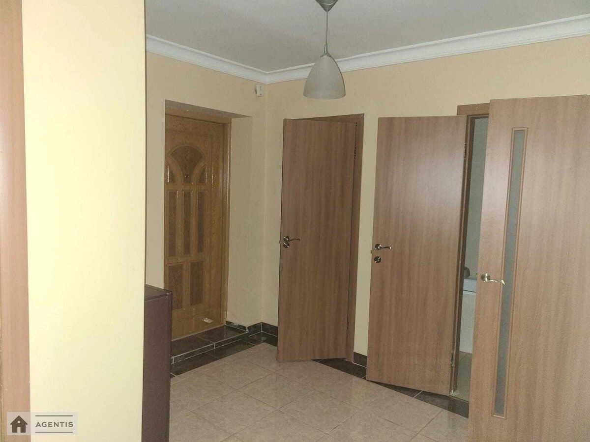 Apartment for rent 2 rooms, 60 m², 11th fl./12 floors. 83, Hiyoma de Boplana vul. Vasylya Bozhenka, Kyiv. 