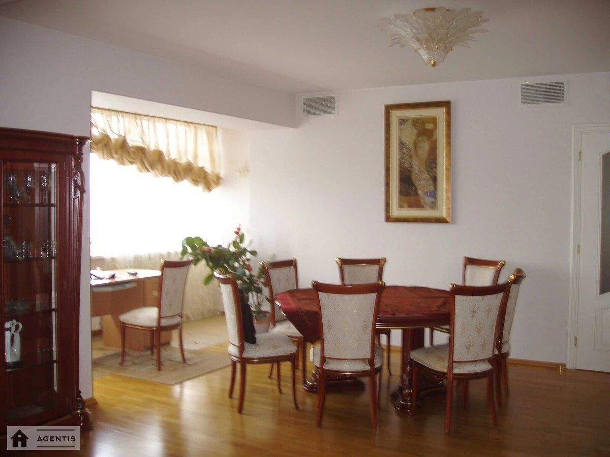 Apartment for rent. 5 rooms, 200 m², 15 floor/19 floors. 21, Lesi Ukrayinky 21, Kyiv. 