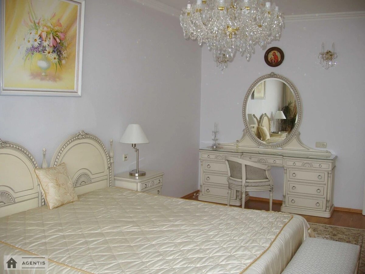 Apartment for rent. 5 rooms, 200 m², 15 floor/19 floors. 21, Lesi Ukrayinky 21, Kyiv. 