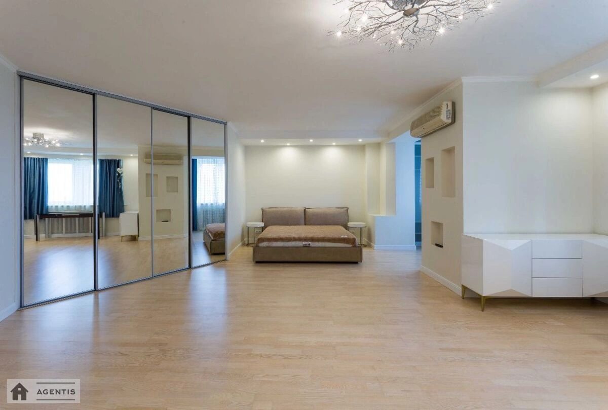 Apartment for rent. 5 rooms, 290 m², 10th floor/12 floors. 23, Klinichna 23, Kyiv. 