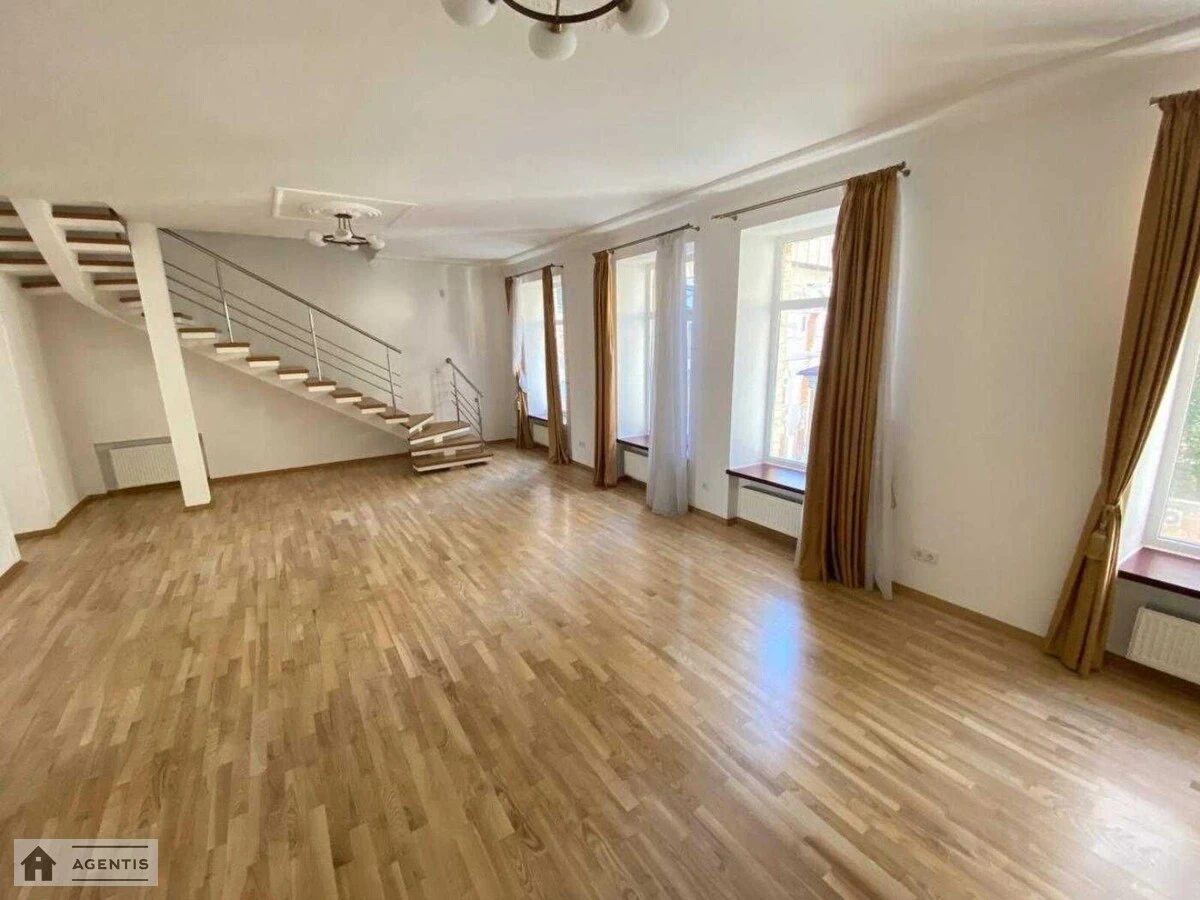 Сдам квартиру. 5 rooms, 170 m², 4th floor/4 floors. 13, Шевченка 13, Киев. 