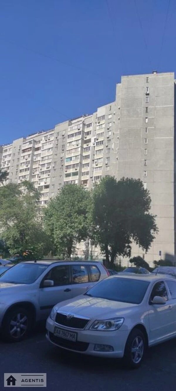 Здам квартиру. 2 rooms, 90 m², 2nd floor/16 floors. 19, Сосницька 19, Київ. 