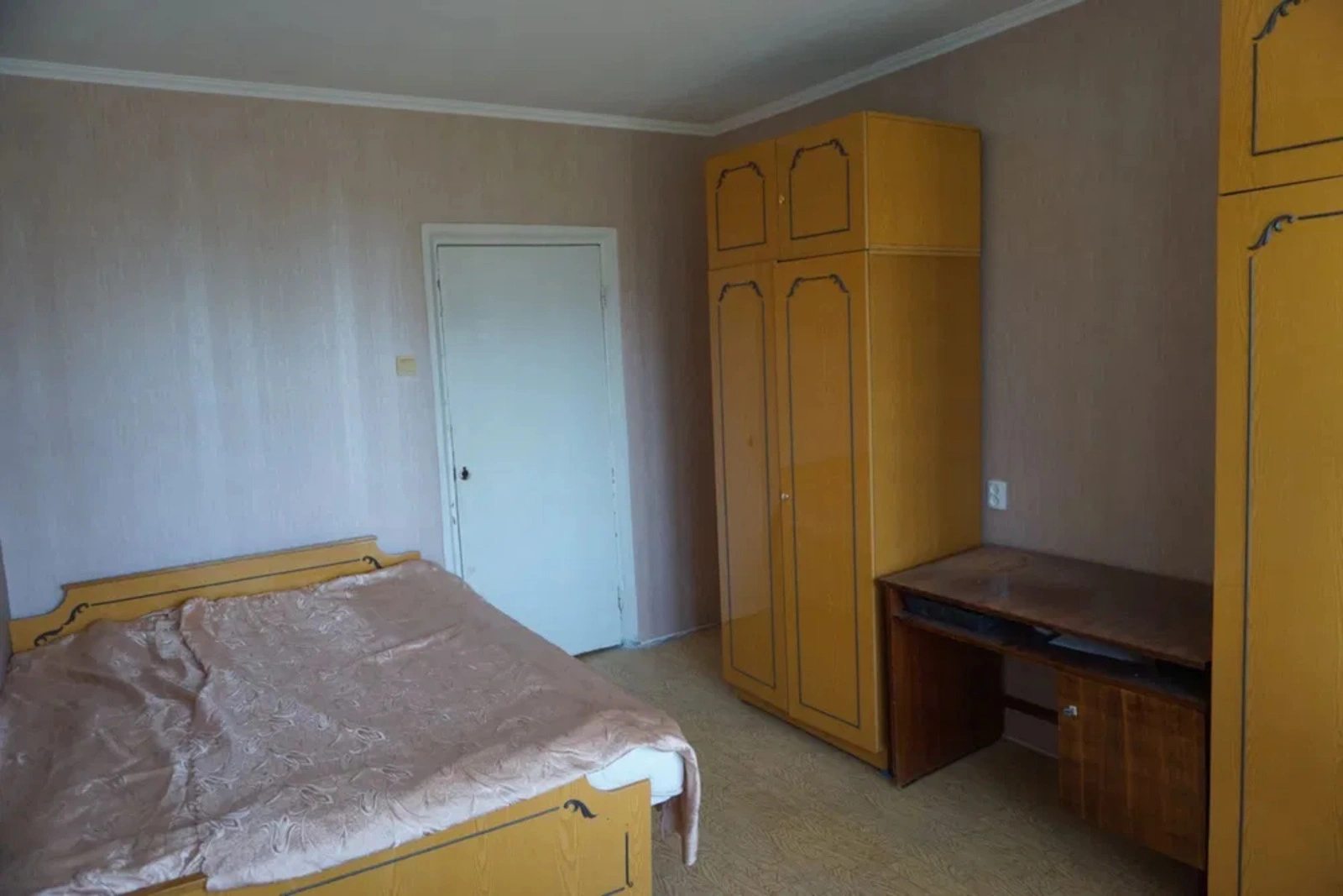 Продаж квартири 3 кімнати, 65 m², 8 пов./9 поверхів. 7, Варненская ул., Одеса. 