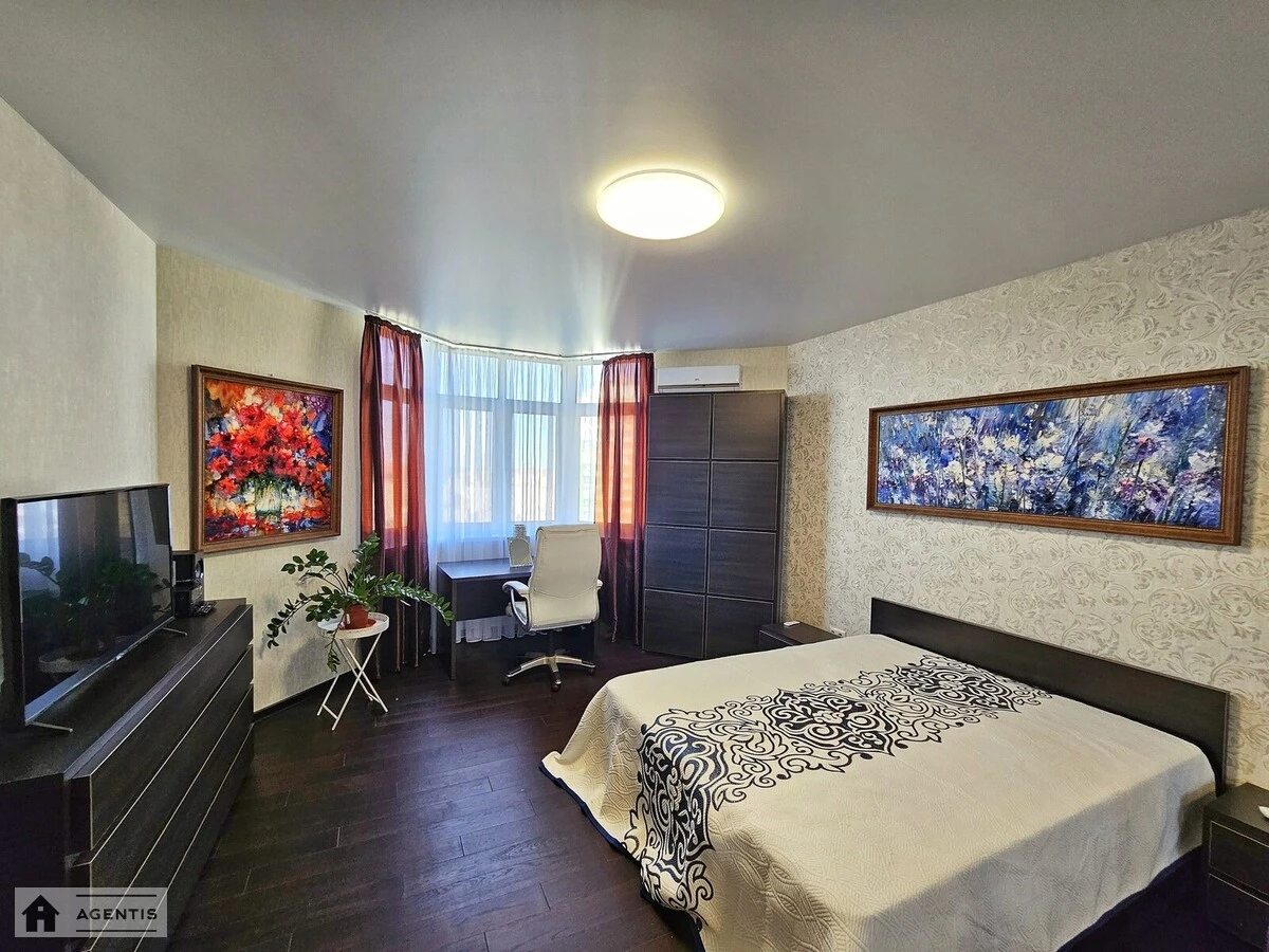 Apartment for rent. 3 rooms, 114 m², 17 floor/27 floors. Peremyshlska vul. Chervonopilska, Kyiv. 