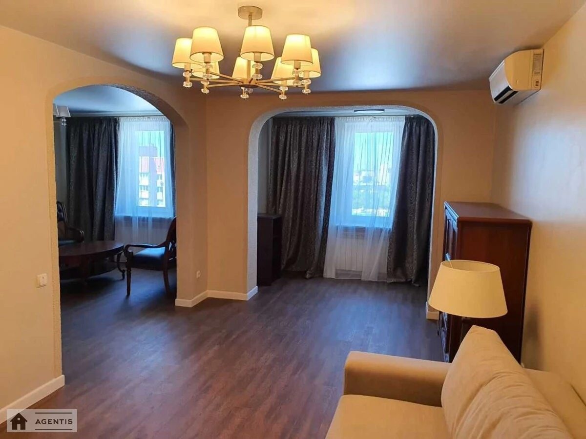 Apartment for rent. 5 rooms, 200 m², 22 floor/2 floors. Darnytskyy rayon, Kyiv. 