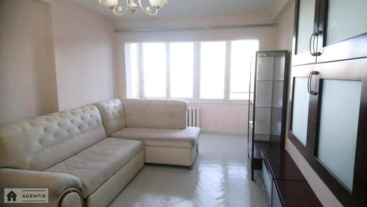 Сдам квартиру. 3 rooms, 60 m², 9th floor/9 floors. Политехнический, Киев. 