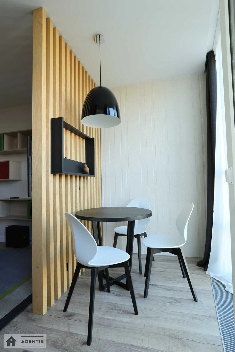 Apartment for rent. 2 rooms, 50 m², 21 floor/24 floors. 35, Geroyiv Sevastopolya 35, Kyiv. 