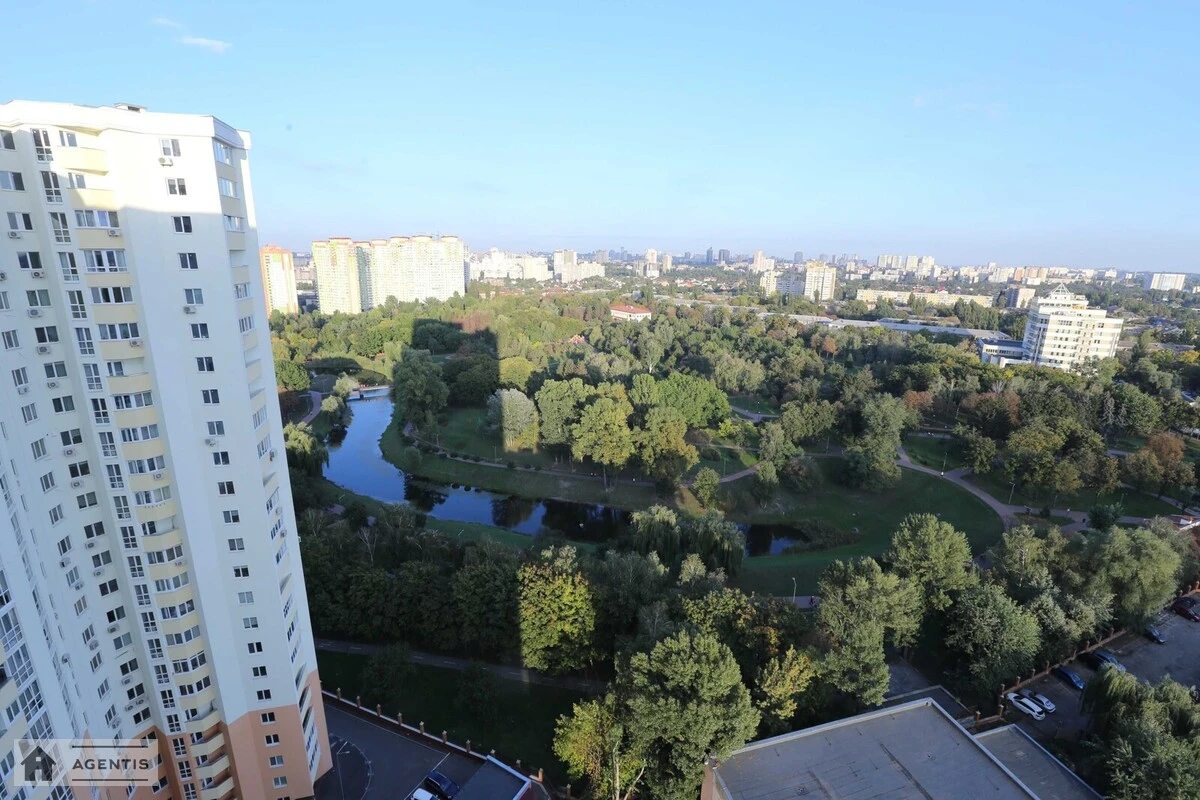 Apartment for rent. 2 rooms, 50 m², 21 floor/24 floors. 35, Geroyiv Sevastopolya 35, Kyiv. 