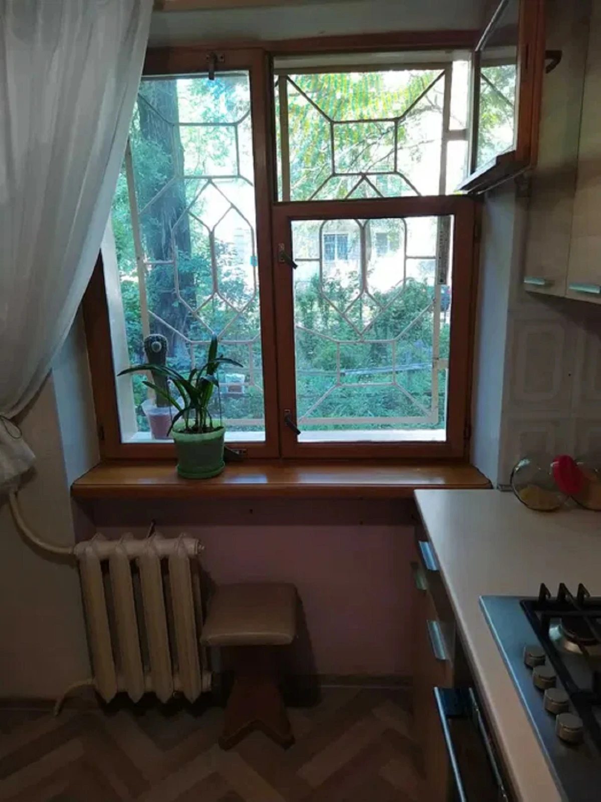 Продаж квартири. 2 rooms, 45 m², 1st floor/5 floors. 5, Вишневского пер., Одеса. 