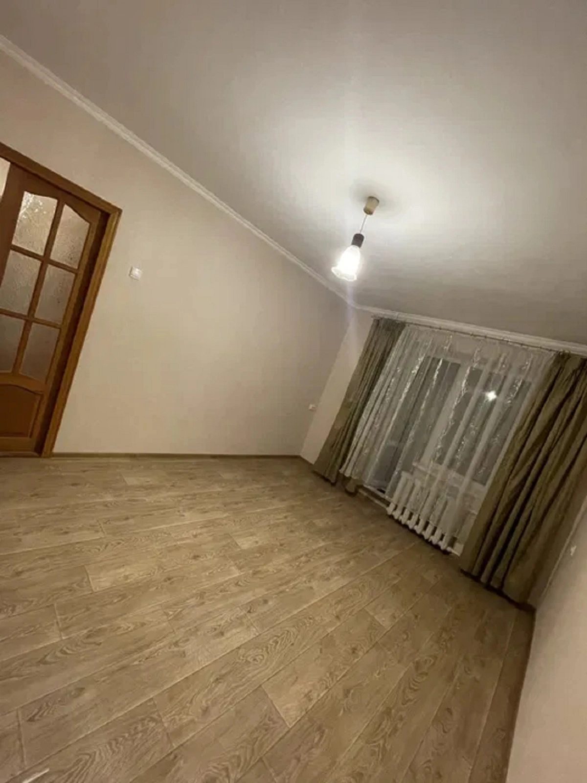 Apartments for sale. 2 rooms, 50 m², 10th floor/16 floors. 12, Srednefontanskaya ul., Odesa. 