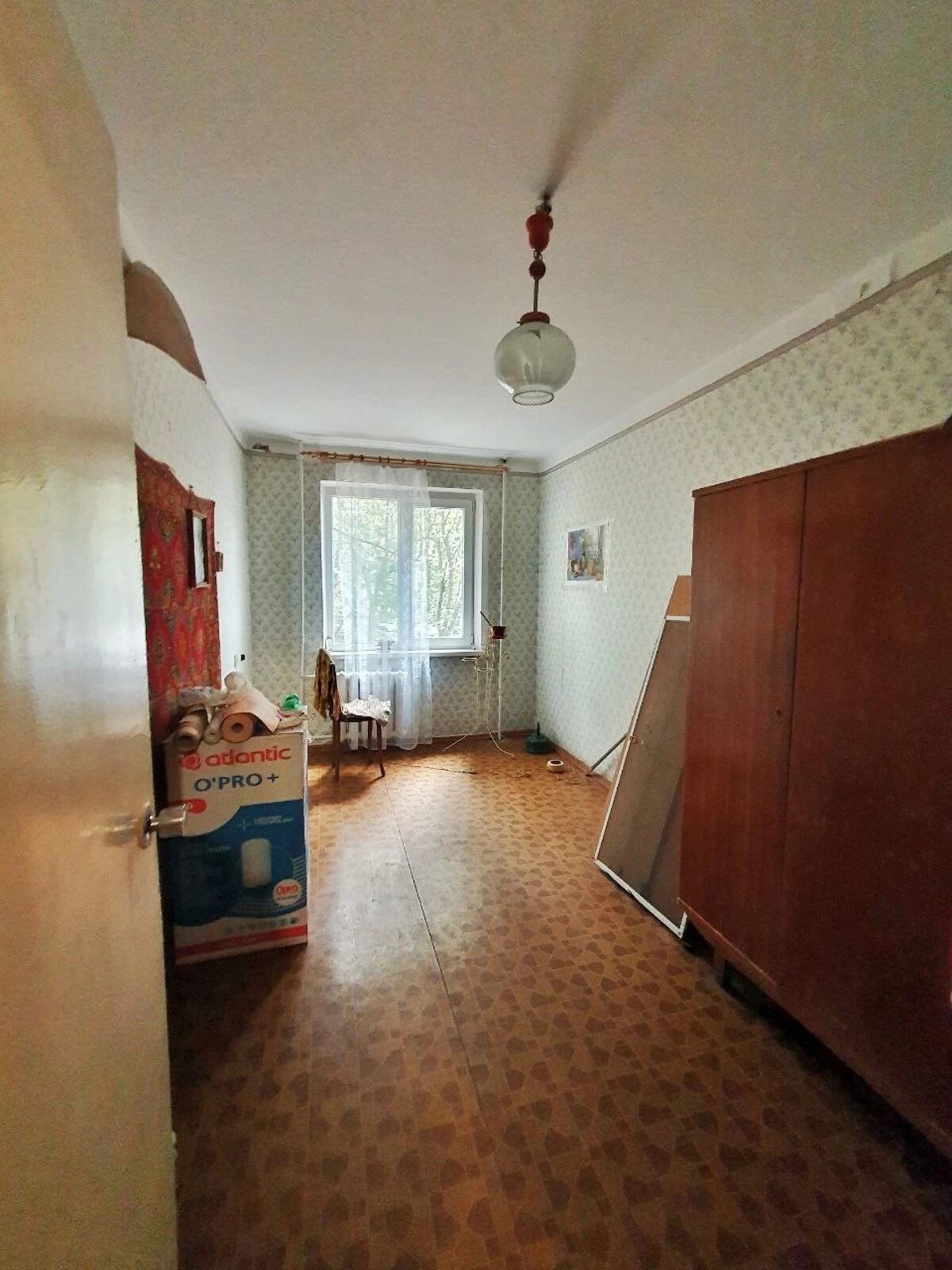 Apartments for sale. 4 rooms, 61 m², 2nd floor/5 floors. 5, Nebesnoy Sotny prospekt Marshala Zhukova, Odesa. 