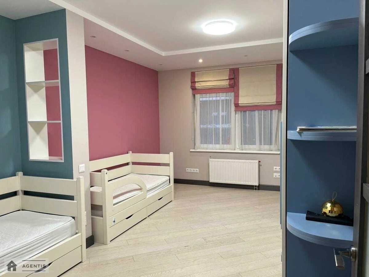 Apartment for rent. 3 rooms, 90 m², 4th floor/16 floors. 71, Beresteyskyy prosp. Peremohy, Kyiv. 