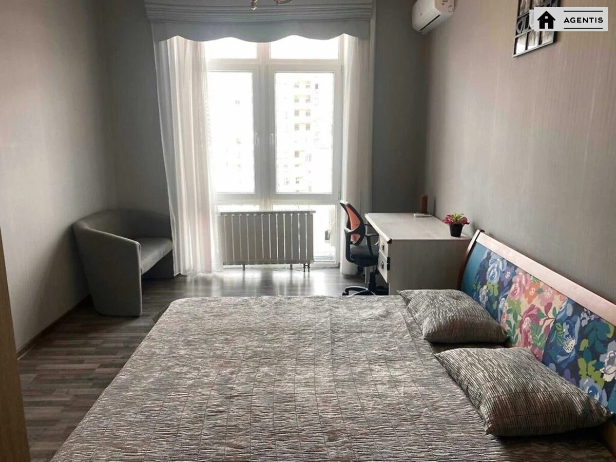 Apartment for rent. 3 rooms, 87 m², 3rd floor/16 floors. 154, Kharkivske 154, Kyiv. 
