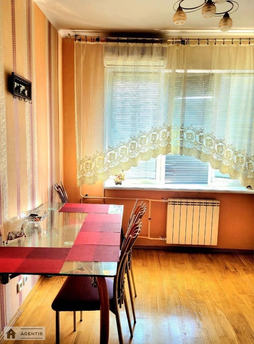 Apartment for rent. 2 rooms, 56 m², 15 floor/16 floors. 4, Ronalda Reyhana vul. Teodora Drayzera, Kyiv. 