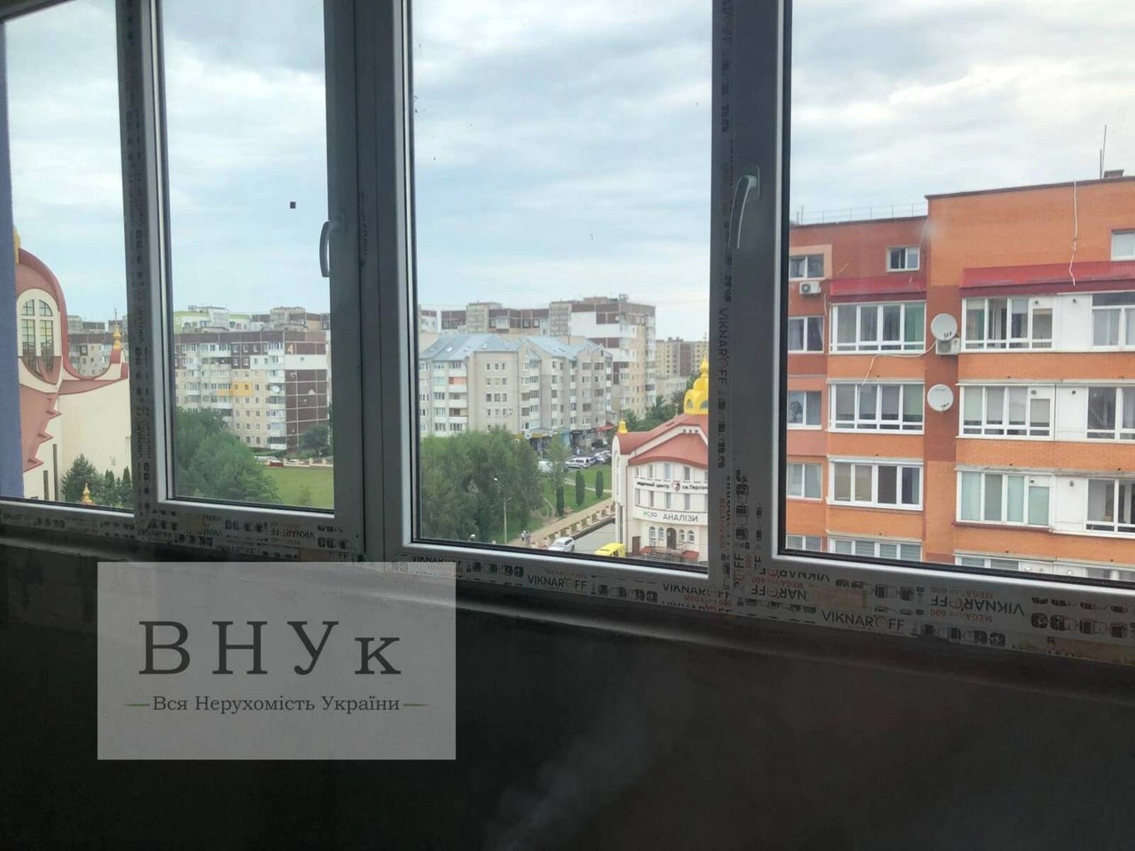 Продаж квартири. 3 rooms, 85 m², 9th floor/10 floors. Куліша П. б-р, Тернопіль. 