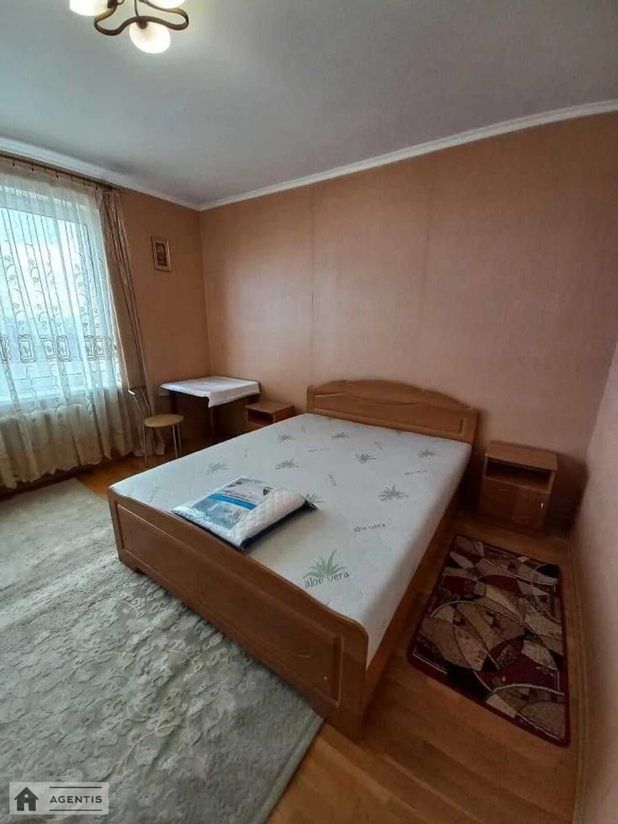 Apartment for rent. 2 rooms, 75 m², 18 floor/25 floors. 33, Osinnya 33, Kyiv. 