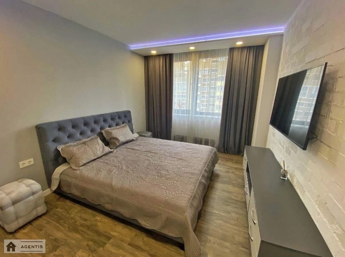 Apartment for rent. 2 rooms, 75 m², 10th floor/26 floors. 74, Antonovycha vul. Horkoho, Kyiv. 