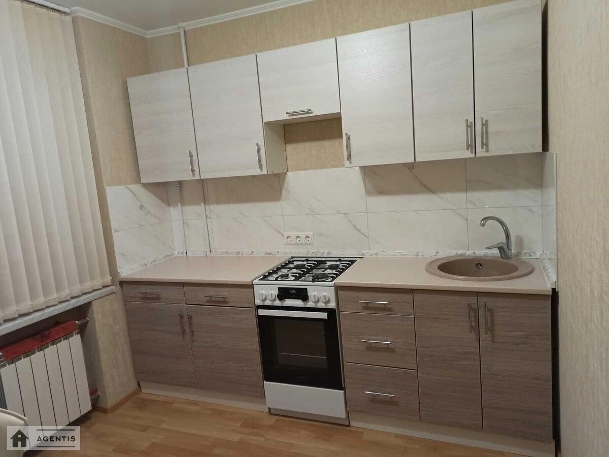 Apartment for rent. 2 rooms, 48 m², 6th floor/9 floors. Andriya Verkhohlyada vul. Mykhayla Drahomirova, Kyiv. 