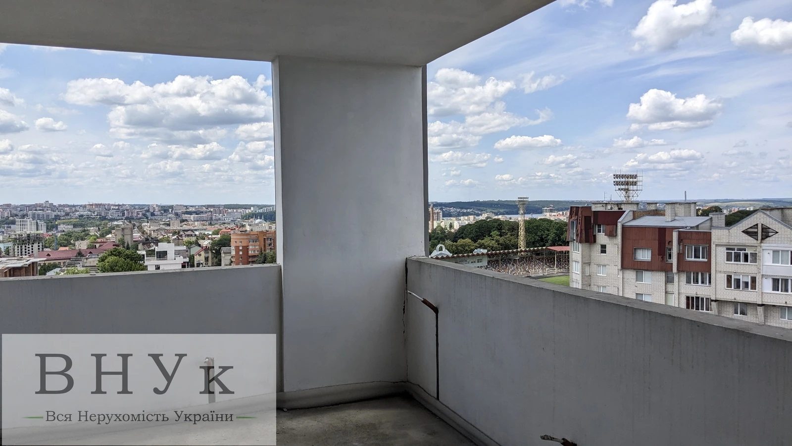 Продаж квартири 2 кімнати, 963 m², 10 пов./10 поверхів. Бандери С. вул., Тернопіль. 