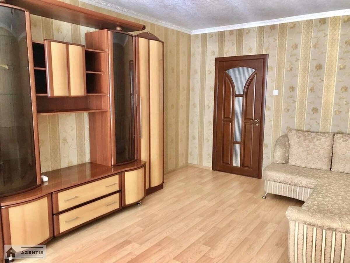 Apartment for rent. 3 rooms, 98 m², 16 floor/22 floors. 2, Oleny Pchilky vul., Kyiv. 