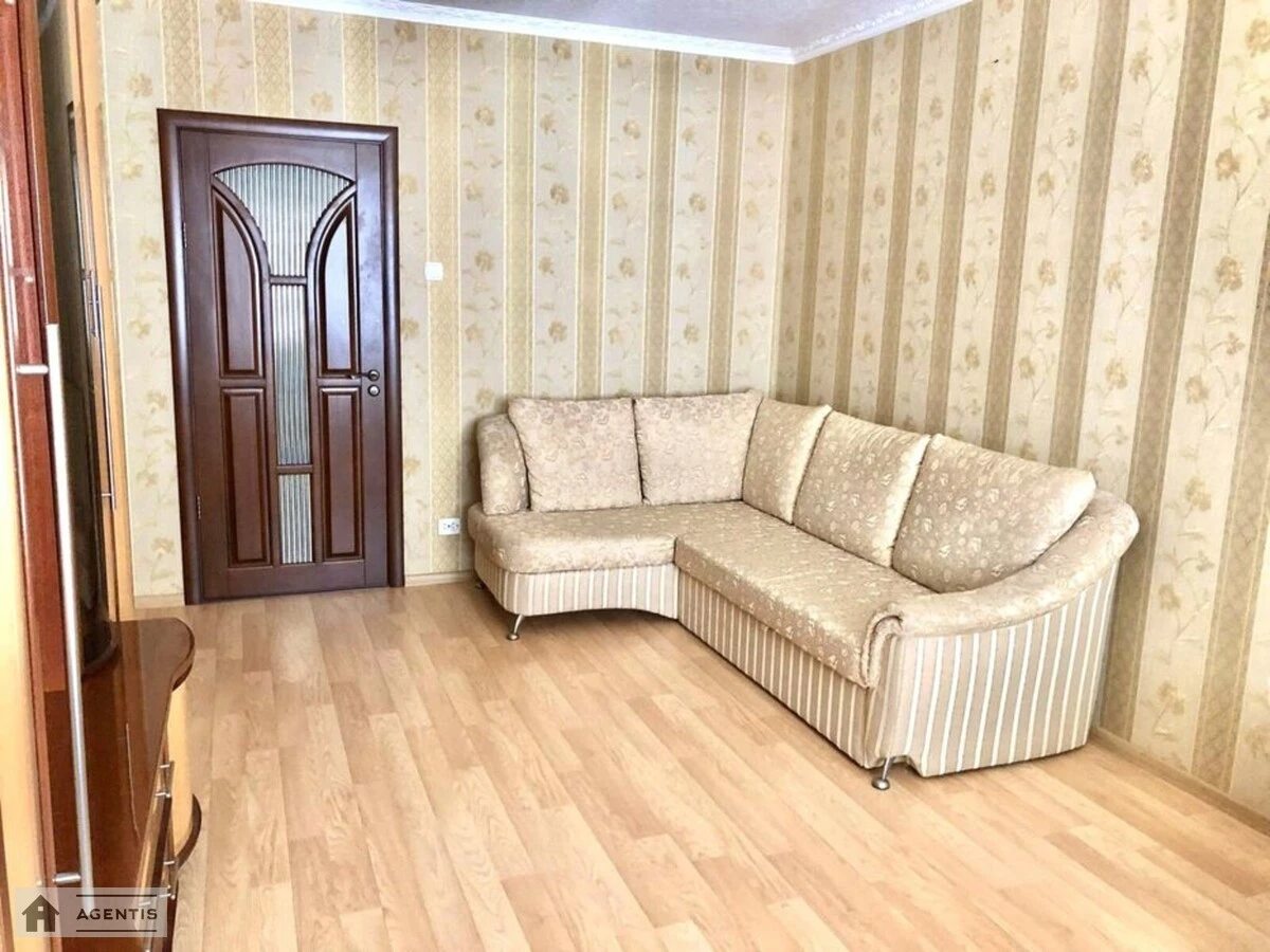 Сдам квартиру. 3 rooms, 98 m², 16 floor/22 floors. 2, Олени Пчілки вул., Киев. 