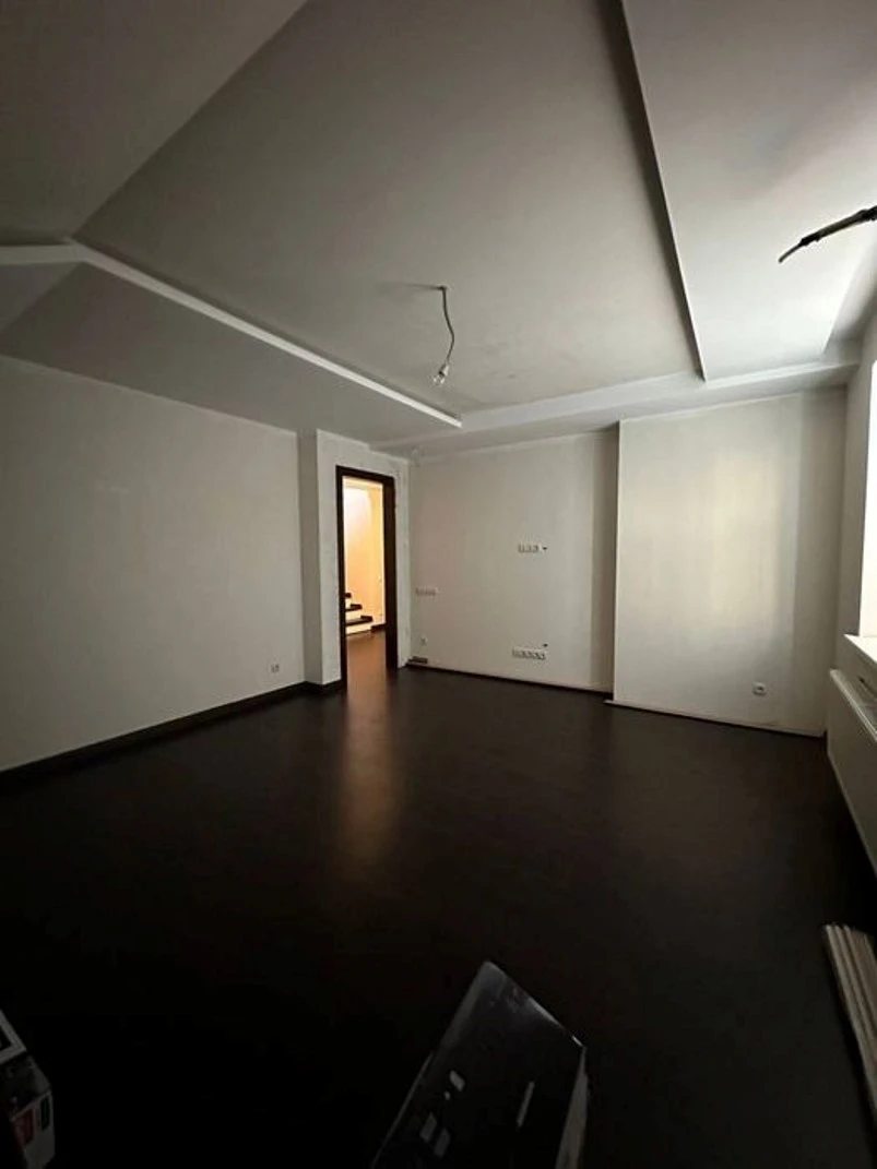 Продажа дома. 5 rooms, 200 m², 3 floors. Калиновка. 