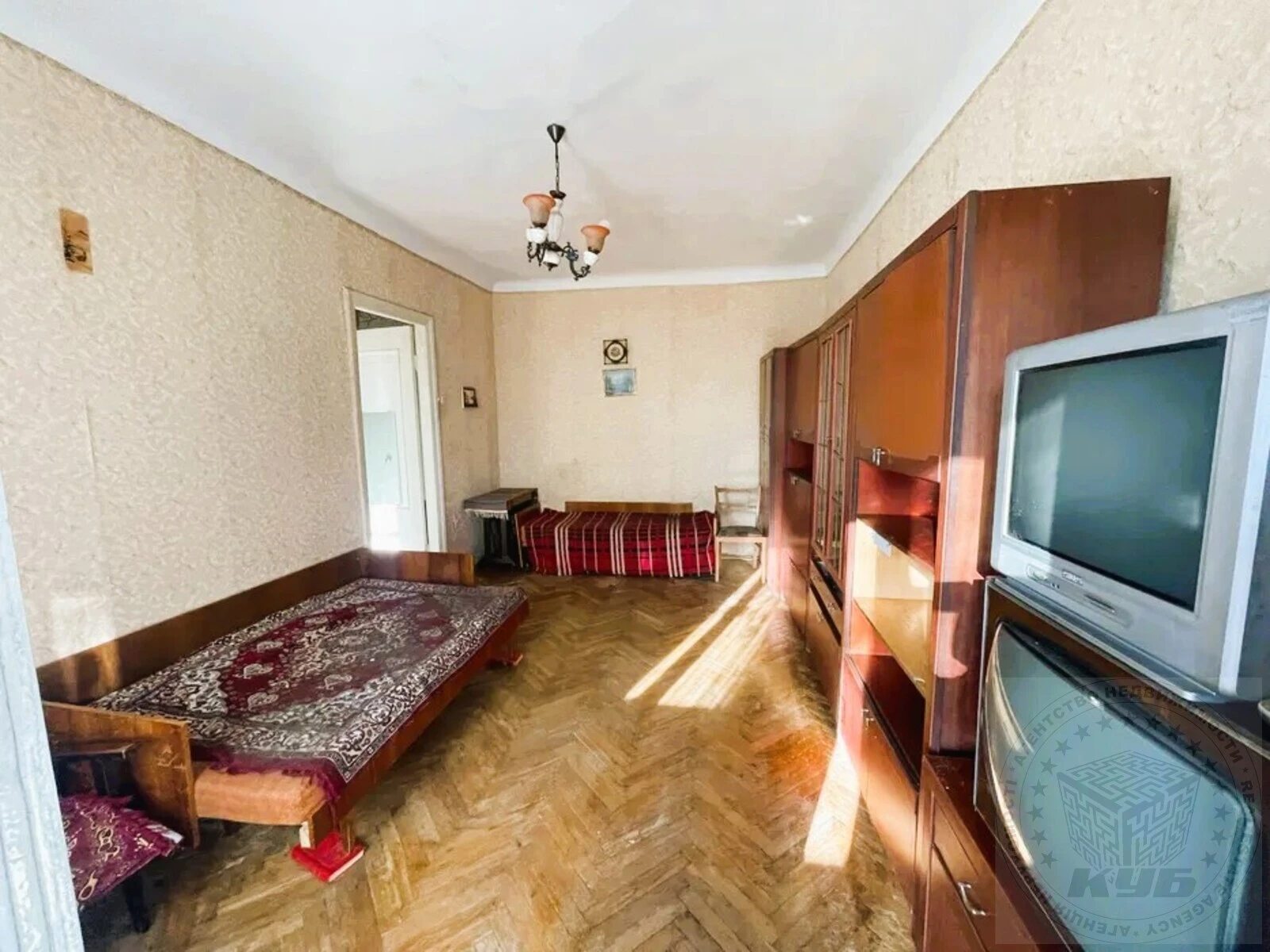 Продаж квартири. 1 room, 40 m², 5th floor/5 floors. 4, Авіконструкторська вул., Київ. 