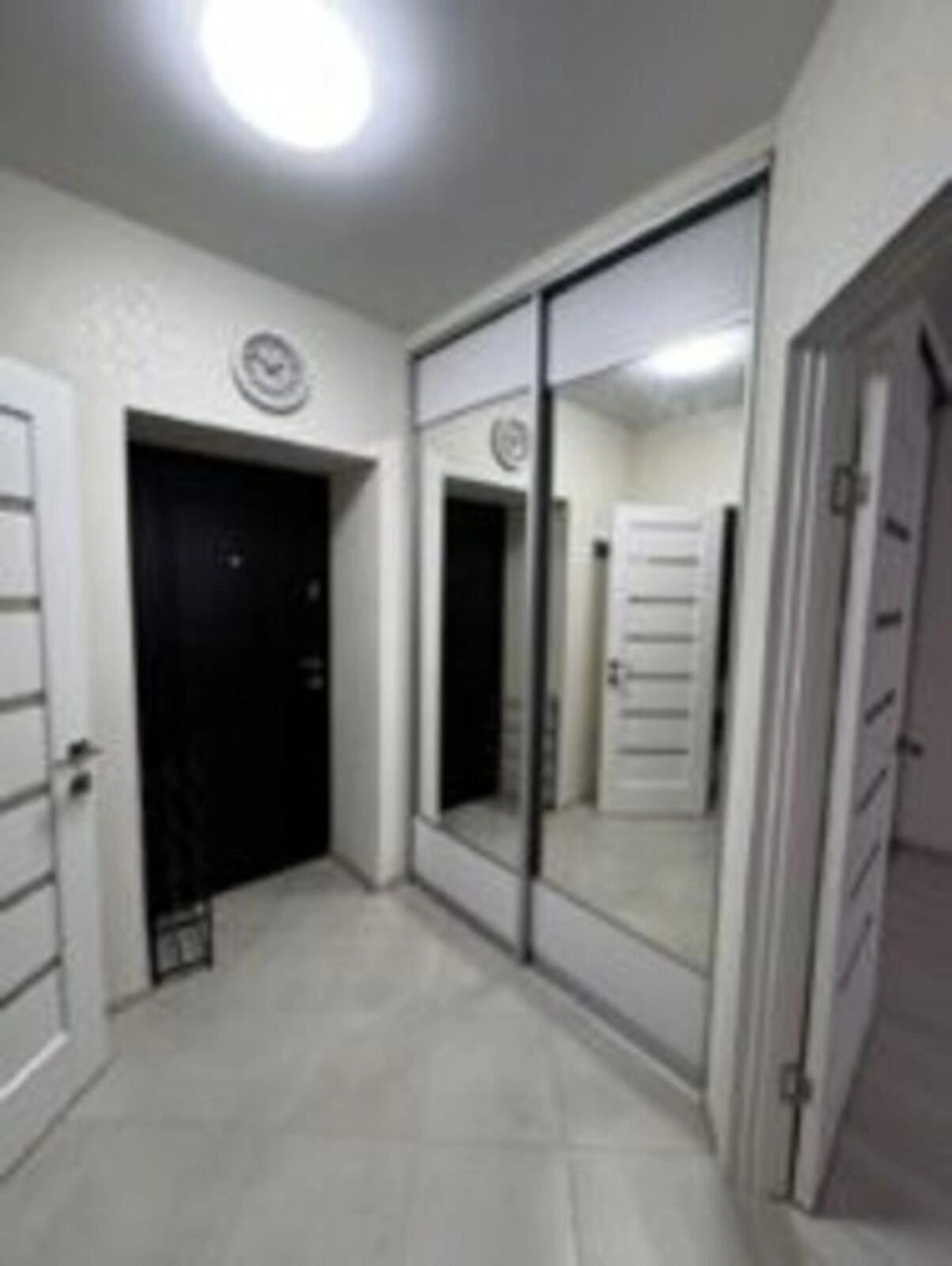 Apartments for sale. 1 room, 40 m², 9th floor/10 floors. 33, Boholyubova , Sofiyivska Borshchahivka. 