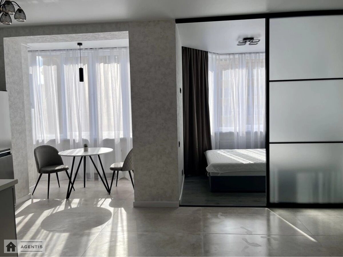 Apartment for rent. 1 room, 35 m², 6th floor/10 floors. Lesi Ukrayinky , Sofiyivska Borshchahivka. 