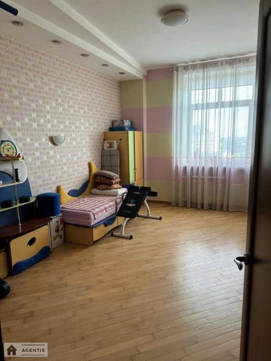 Apartment for rent. 3 rooms, 104 m², 9th floor/15 floors. 7, Svyatoslava Khorobroho vul. Narodnoho opolchennya, Kyiv. 
